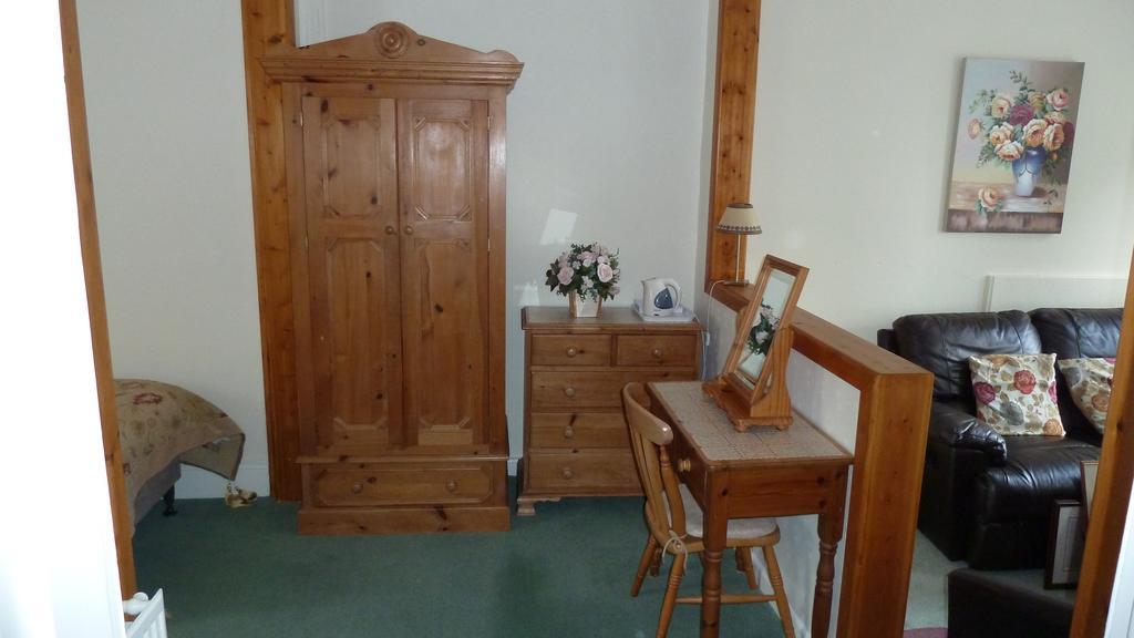 Cloudlands Guest House Torquay Room photo